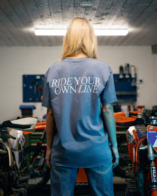 Blå T-Shirt "Ride your own line"