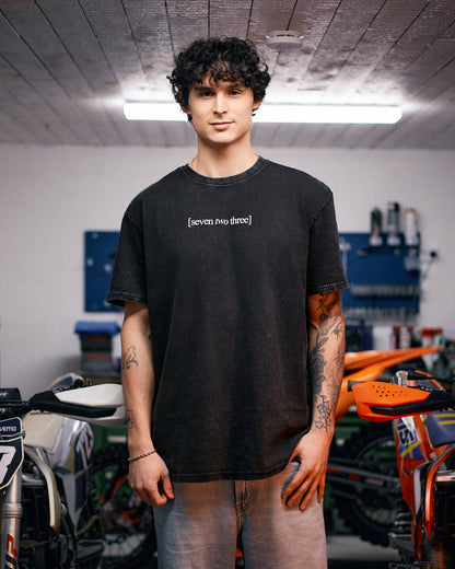 Svart T-Shirt "Built not given"