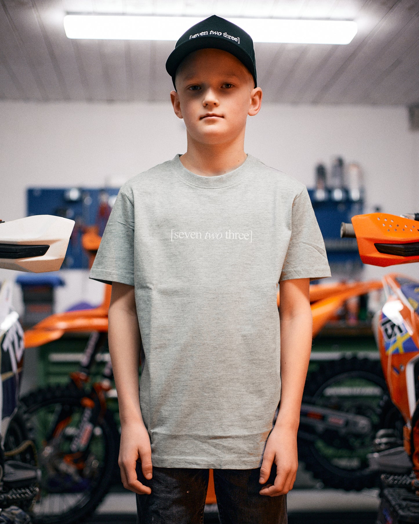 Grå ungdom T-shirt "Ride your own line"
